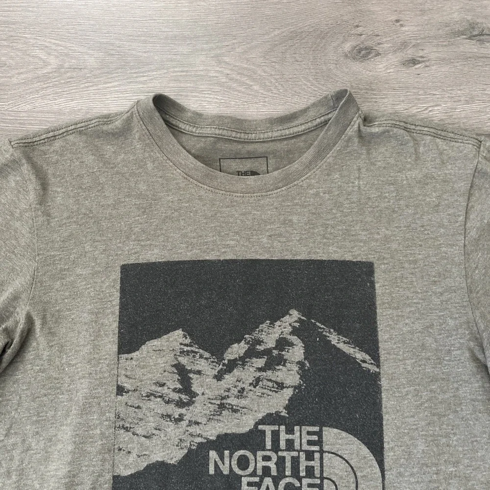 The North Face Mens S T Shirt Brown Heather Short Sleeve